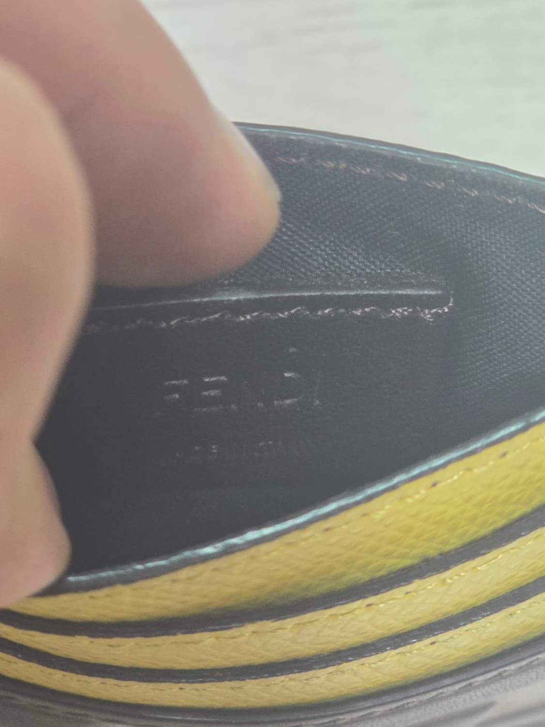 (정품) 펜디 신상 FF 주카 카드지갑 (명품 남자 반지갑) 상품이미지3