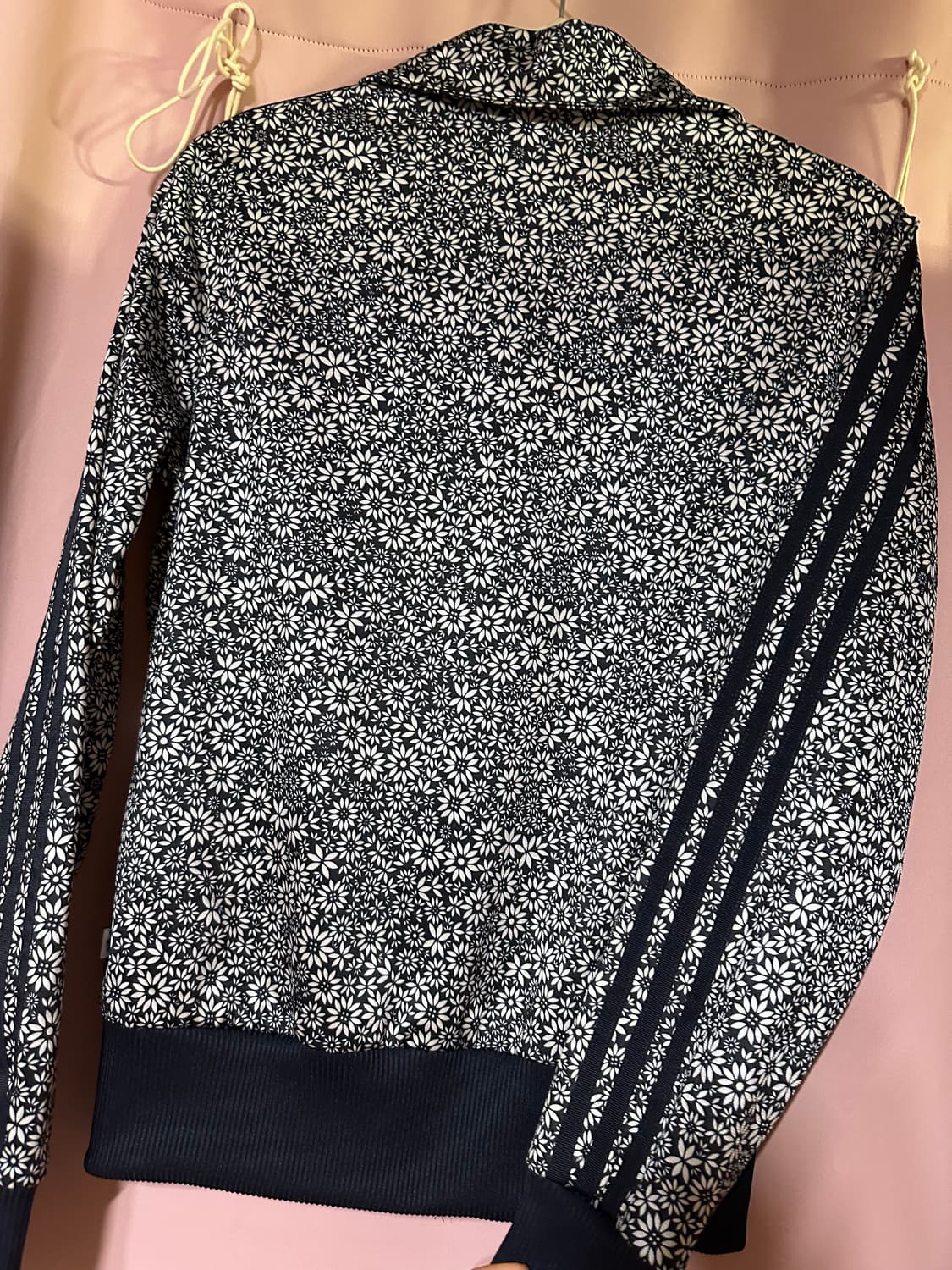 아디다스져지 아디다스 파이어버드 플라워 트랙탑 불꽃져지 집업 꽃무늬 상품이미지3