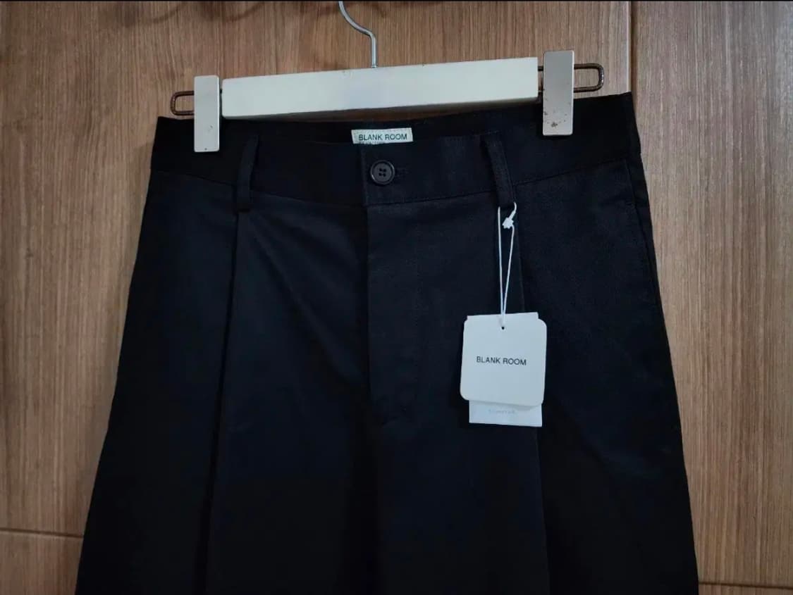 (0)블랭크룸 원턱 와이드 치노 팬츠 상품이미지2