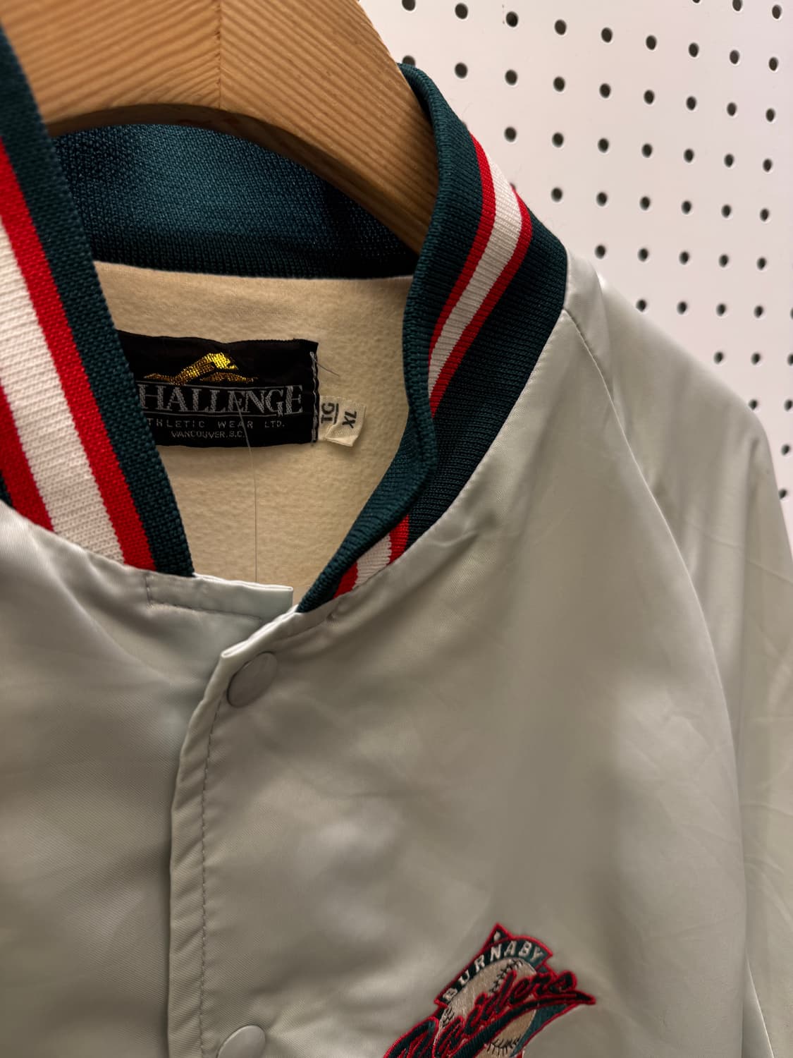 USA 오리지날 빅로고 사틴 바시티 자켓 U107 상품이미지5