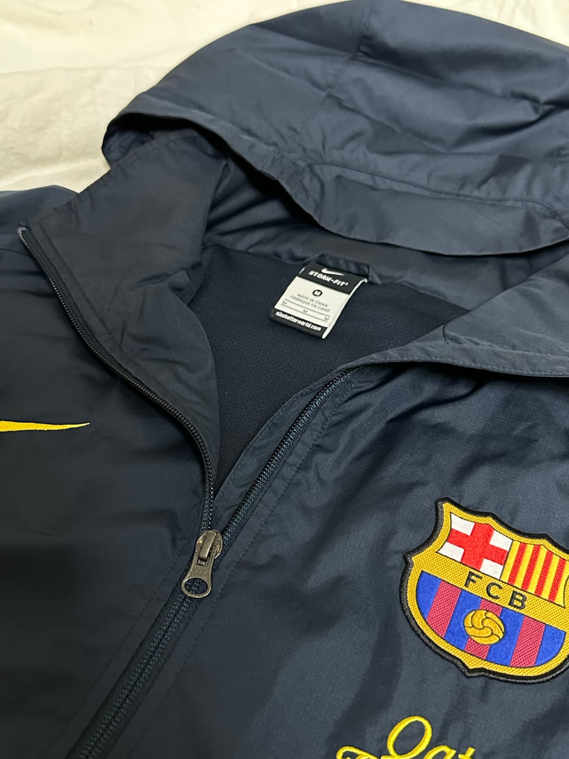 FC바르셀로나 나이키 패커블 바람막이 라지 축구 유산 상품이미지6