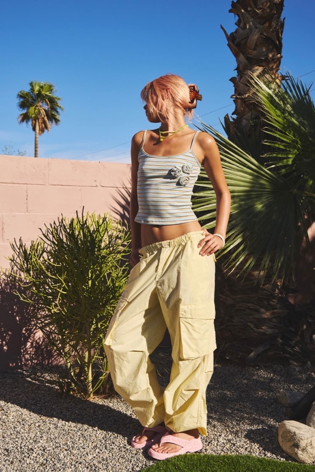 에즈이프캘리 PARACHUTE CARGO PANTS LEMON 상품이미지1