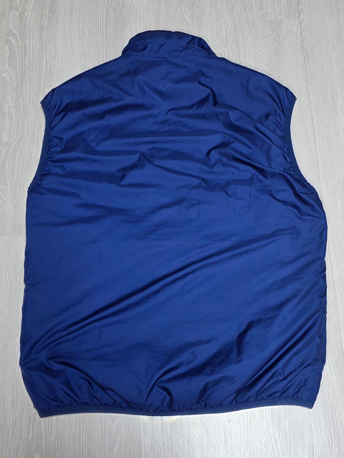 파타고니아 퍼프볼 베스트 S사아즈 블루색상 판매 상품이미지2