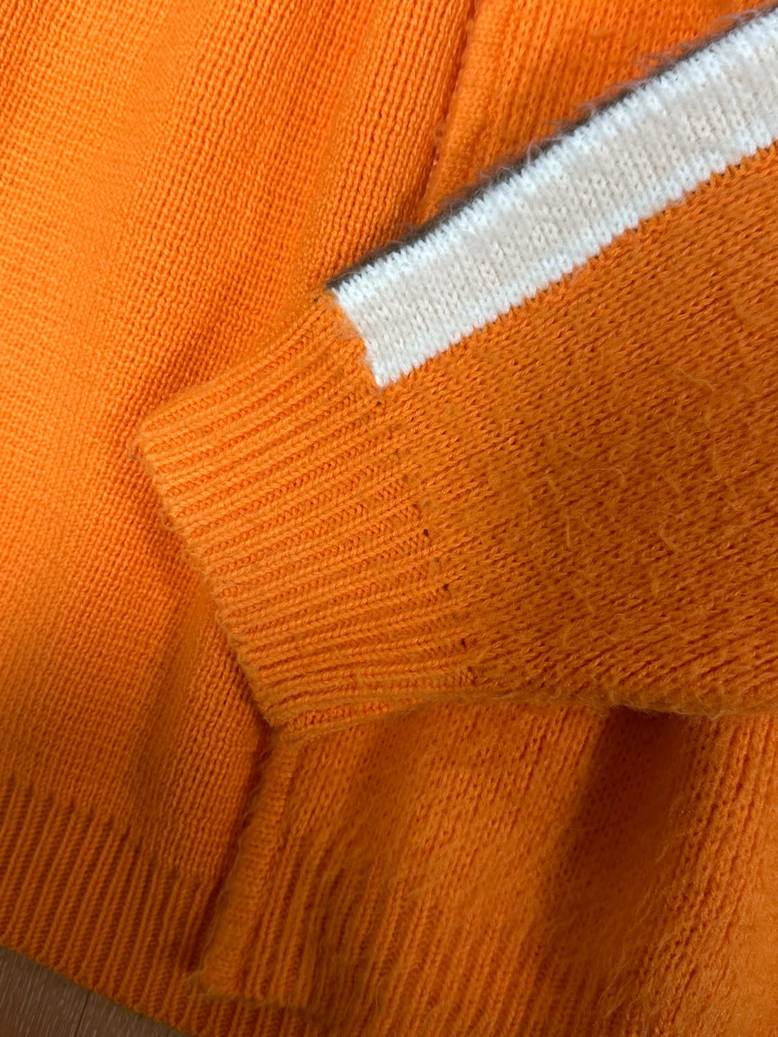 슈프림 23ss 스트라이프 집업 가디건 오렌지 라지 상품이미지2