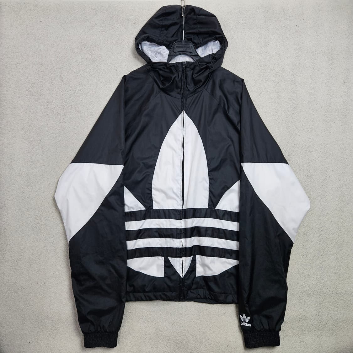 아디다스 빅트레포일 바람막이 XXL 상품이미지2