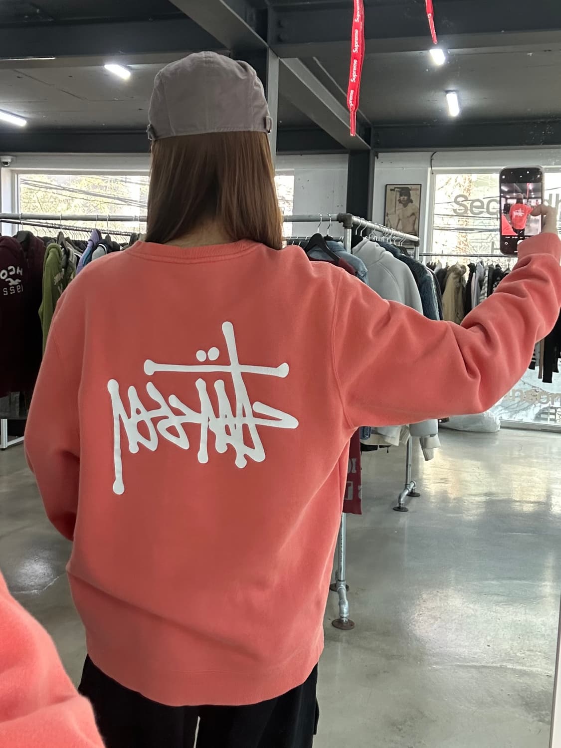 스투시 백로고 맨투맨 오렌지 상품이미지1