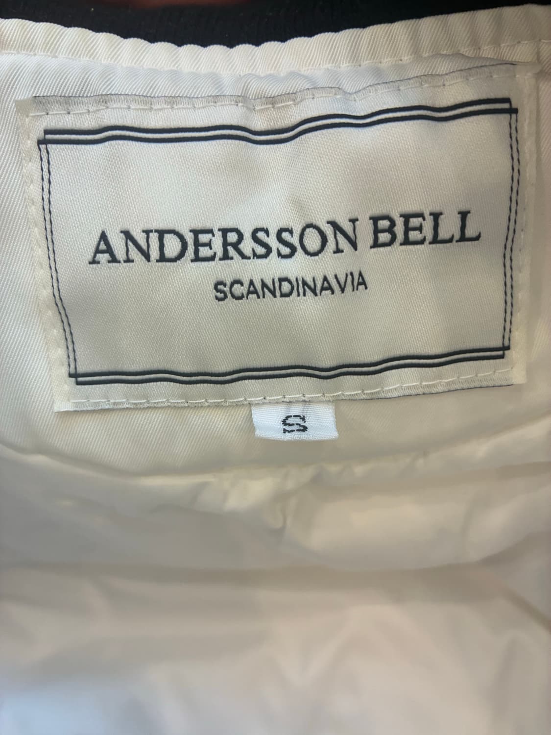 엔더슨벨 화이트 봄버 상품이미지6