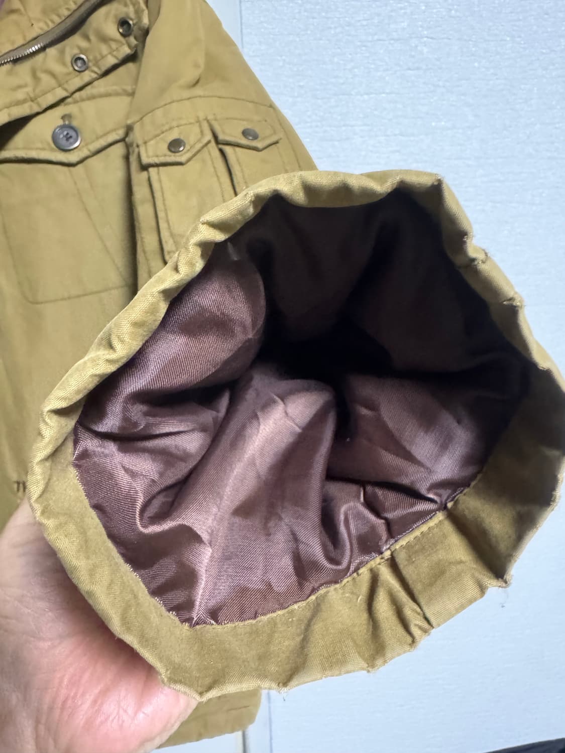 써스데이아일랜드 남성 카키색 덕다운 점퍼 100 상품이미지10