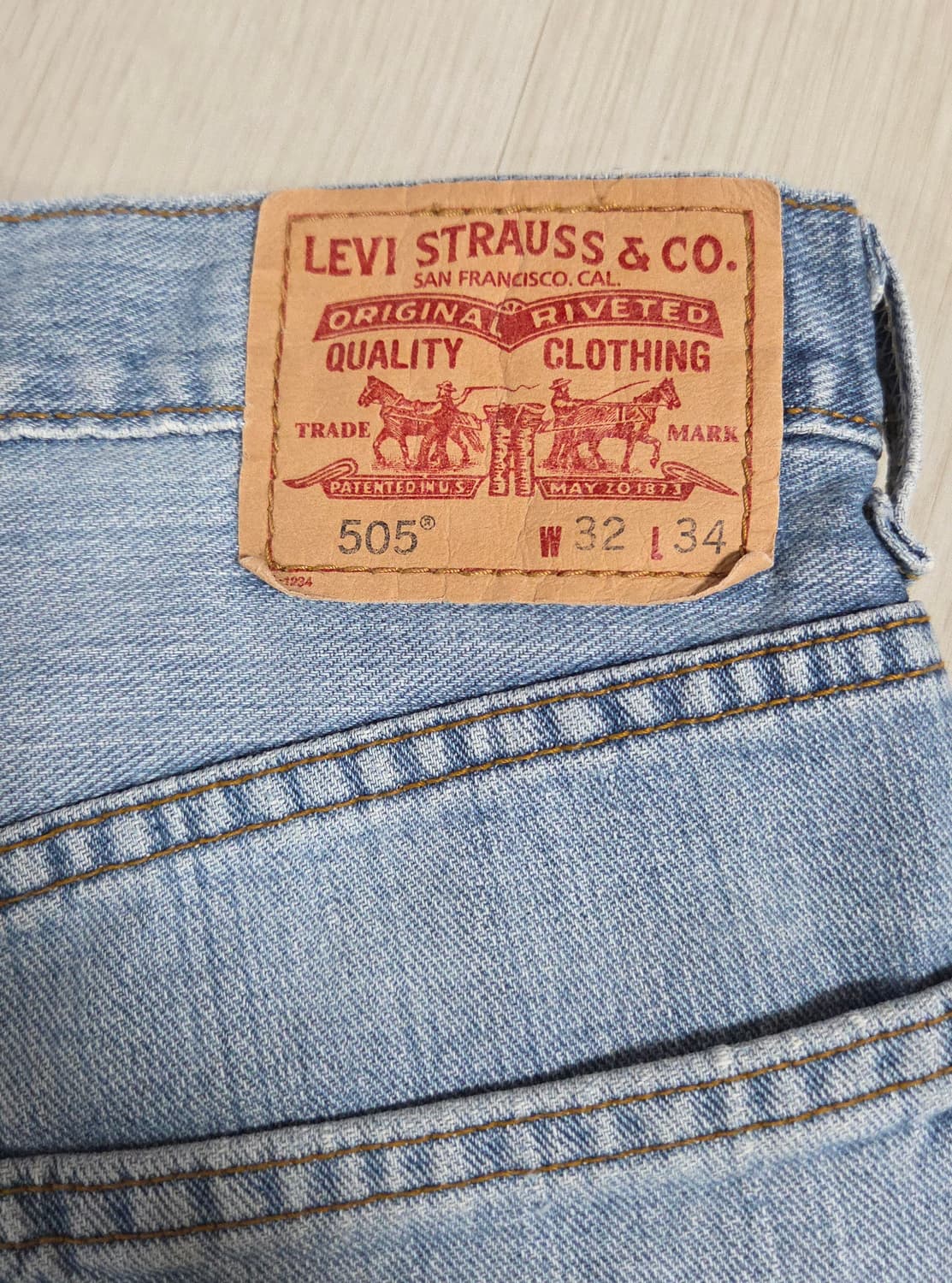 (착샷) 리바이스 505 연청 데님 상품이미지4