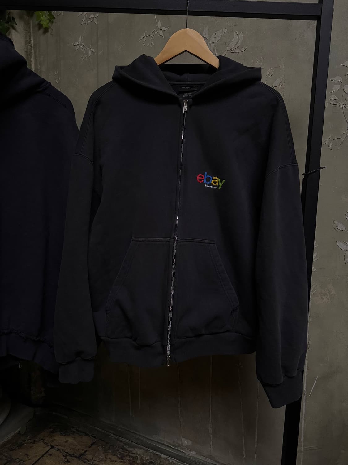 Balenciaga Zip Hoodie 상품이미지3