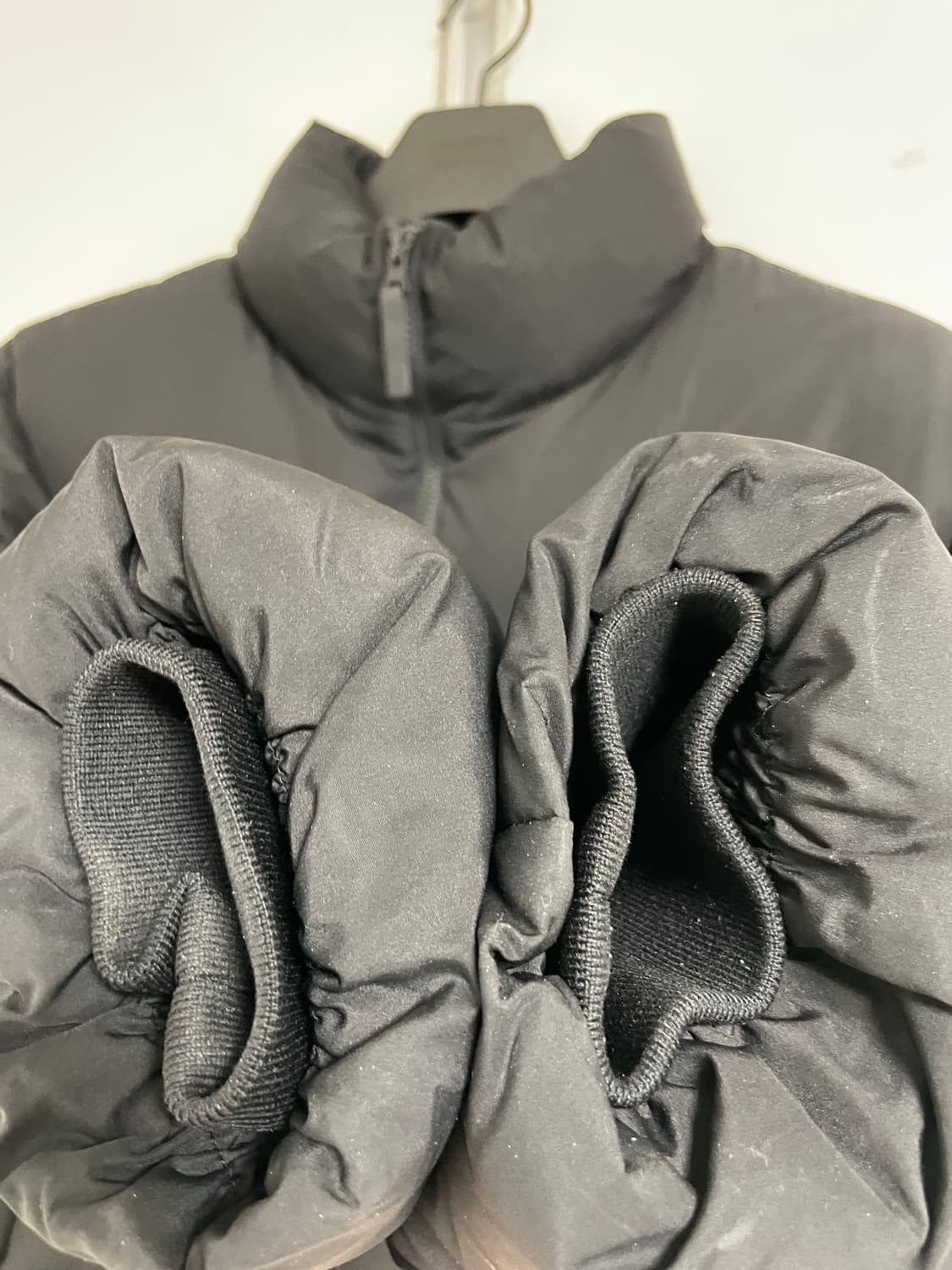 무신사스탠다드 다운 푸퍼 숏 패딩 자켓 블랙 L사이즈  상품이미지5