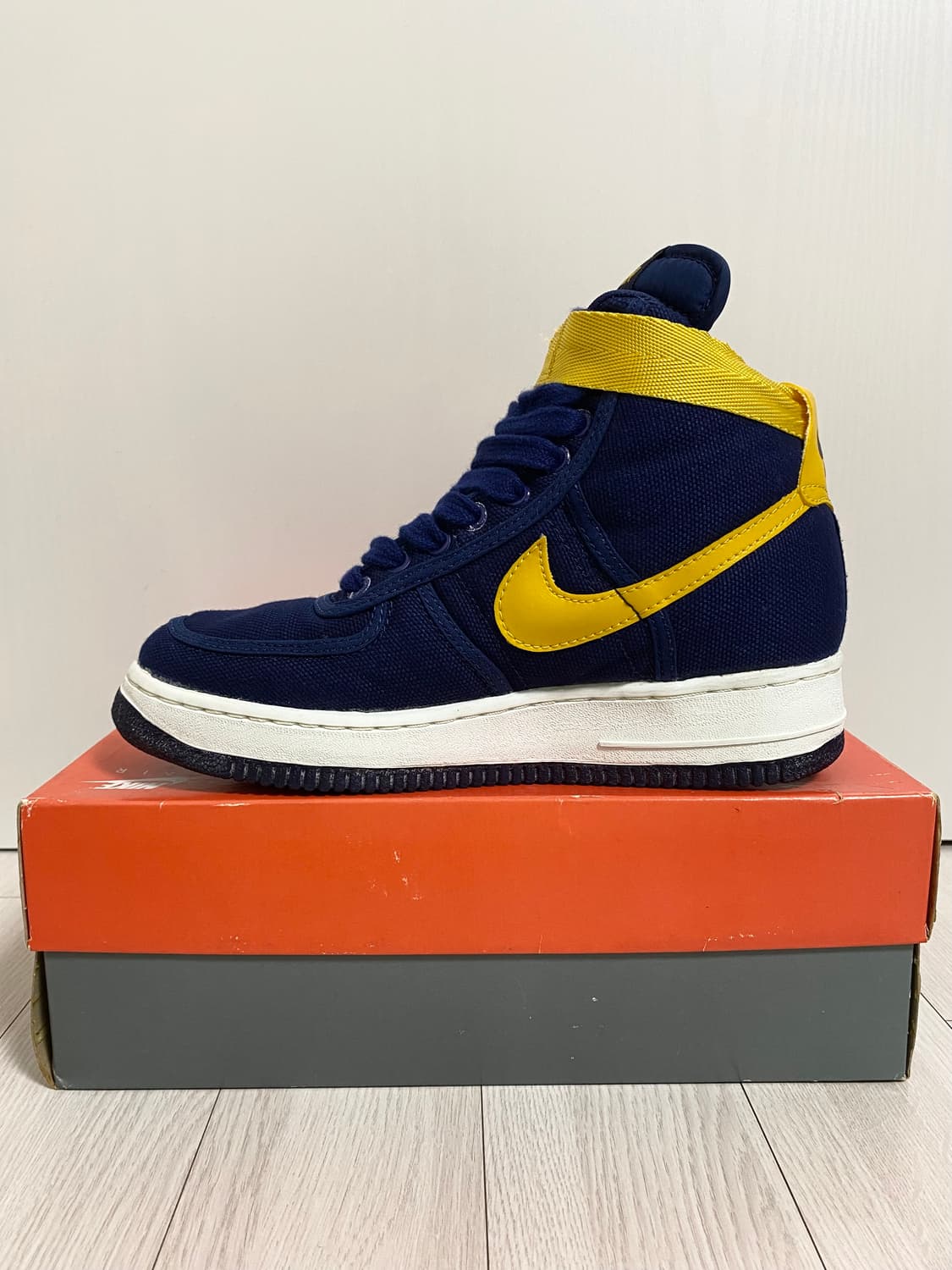 1994년 NIKE AIR FORCE 1 HIGH CVS SC 상품이미지2