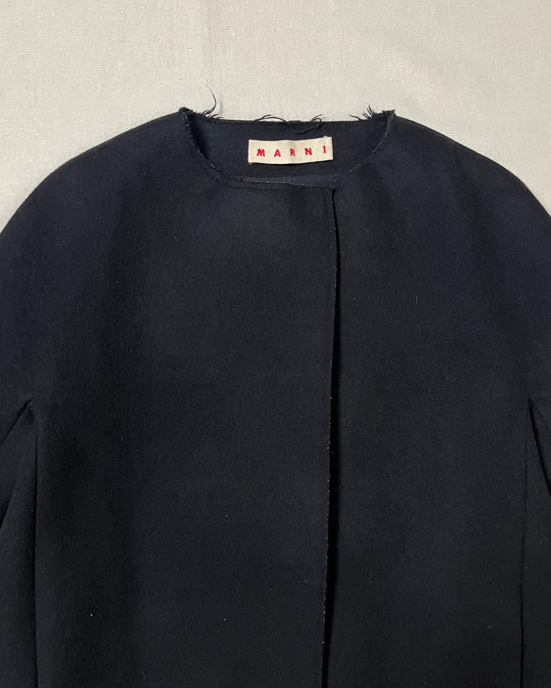 마르니 카라리스 멜튼 울 코트 marni 컷오프 노카라 상품이미지6