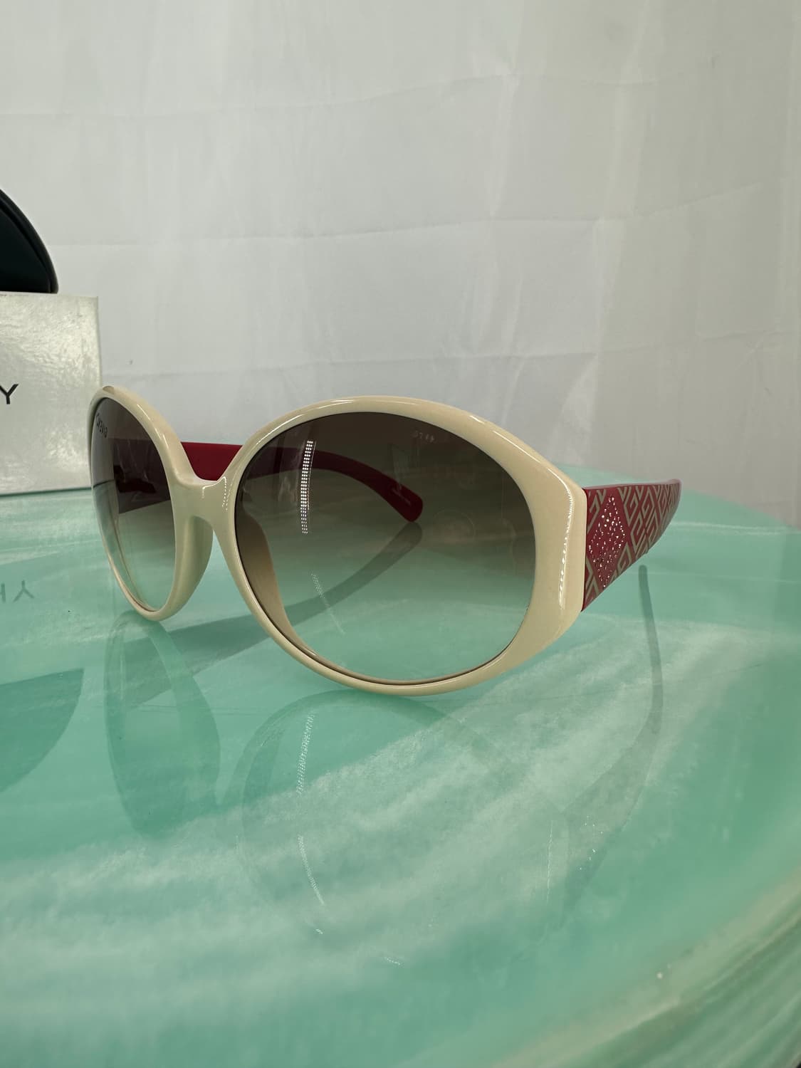 [새상품 무료배송] 지방시 Made in Italy 선글라스 상품이미지5