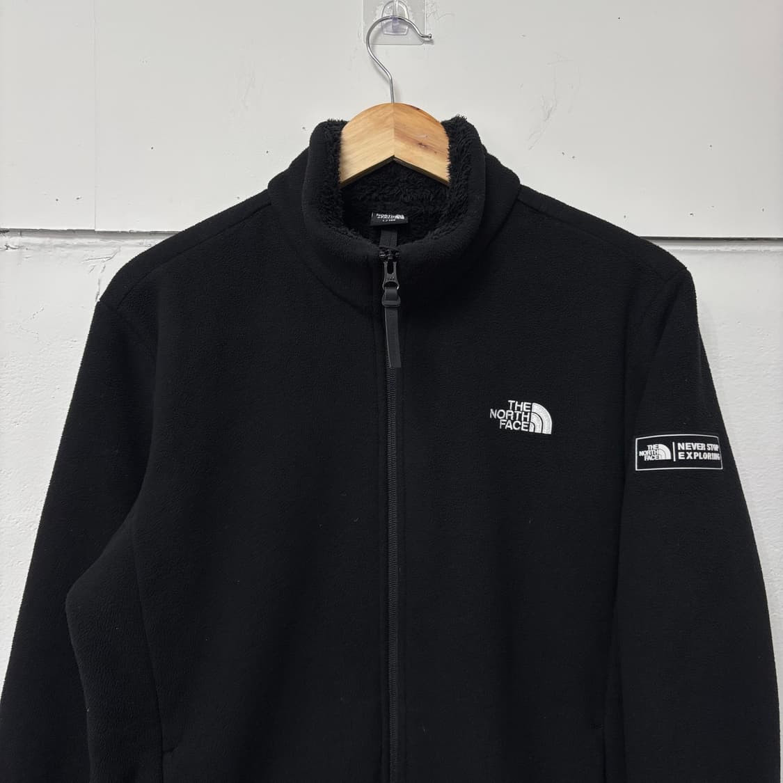 노스페이스 블랙 퍼리 플리스 자켓 상품이미지3