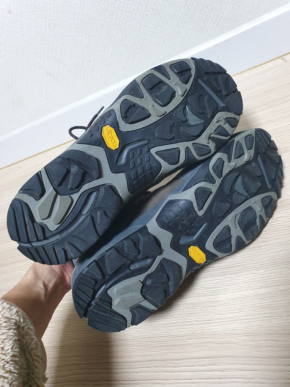 잠발란 고어텍스 비브람 등산화 290~95 상품이미지7