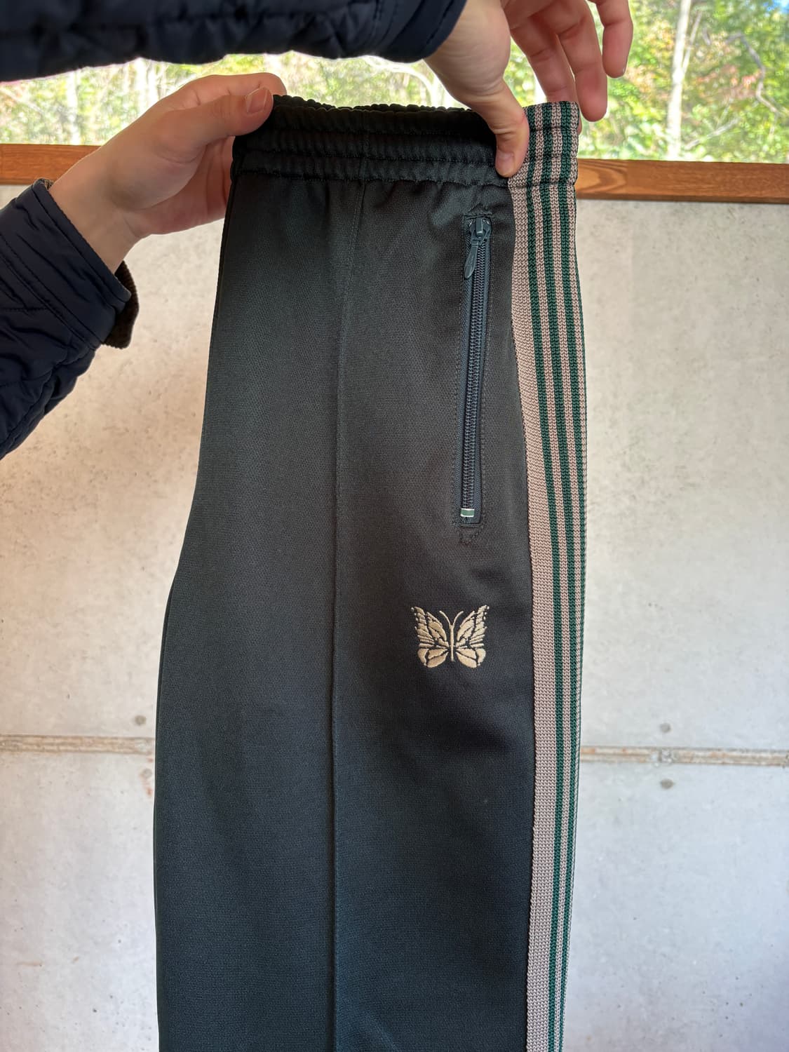 니들스 스트레이트핏 다크그린 S 상품이미지1