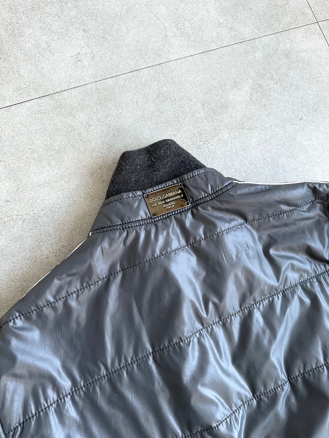 돌체앤가바나 2000s 애쉬 블루 하이넥 봄버 자켓 상품이미지7