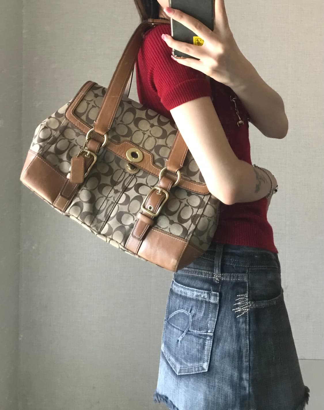 코치 y2k 숄더백 상품이미지1