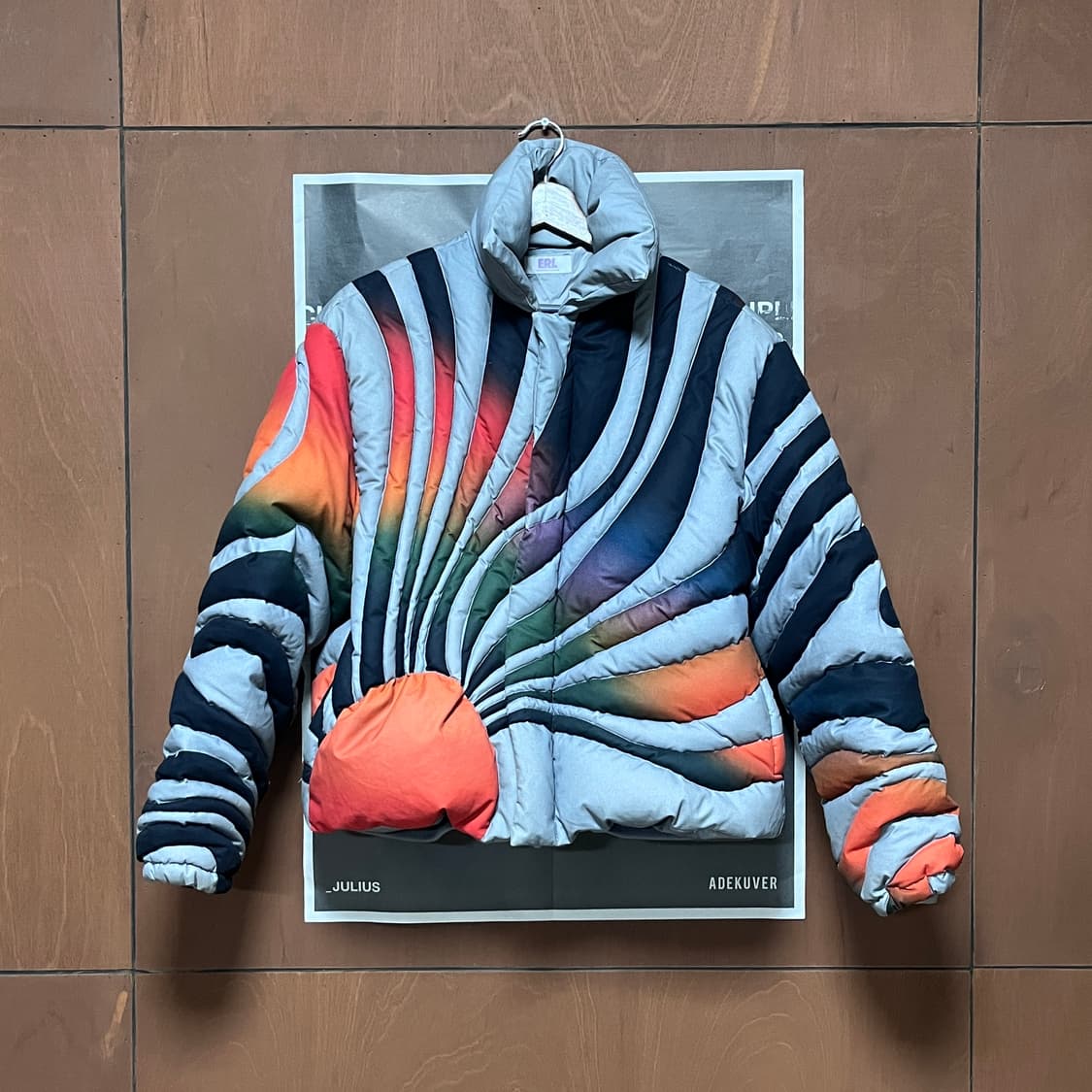 ERL 선셋 패딩 M 상품이미지1