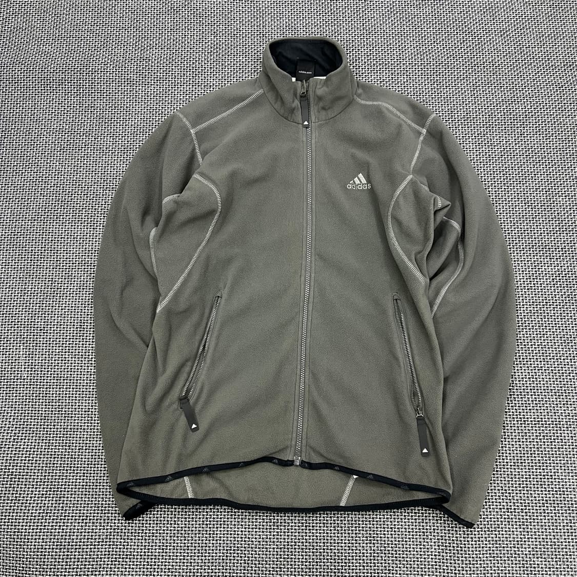 아디다스 차콜 후리스 100 상품이미지1