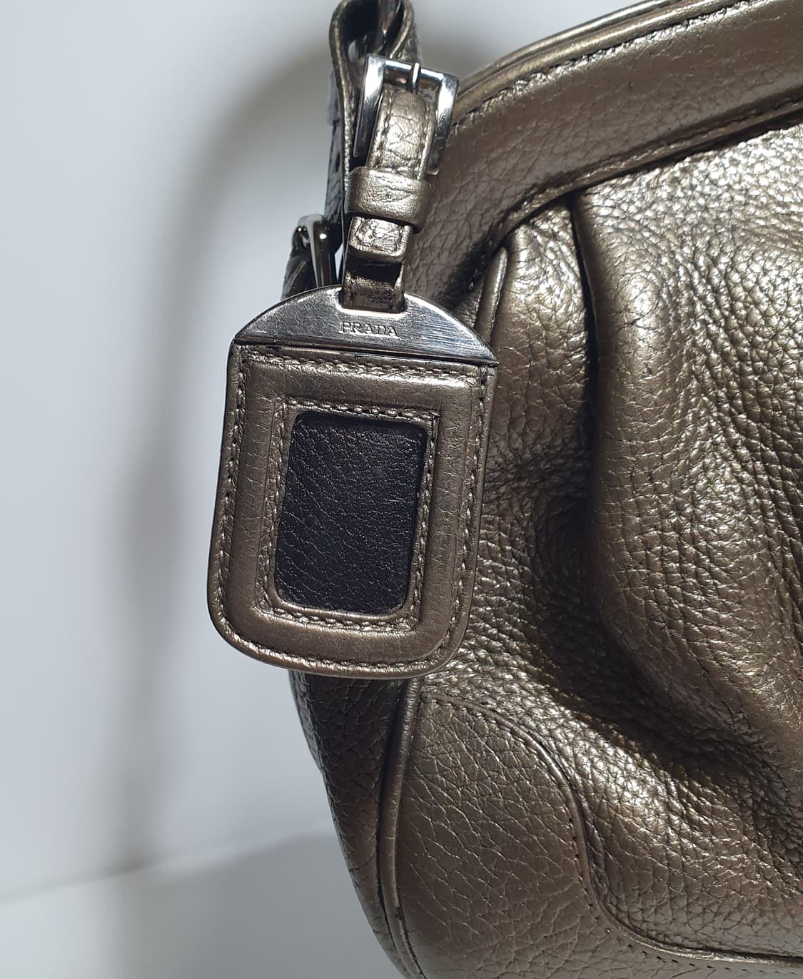 프라다가방 ㅡ골드 상품이미지3