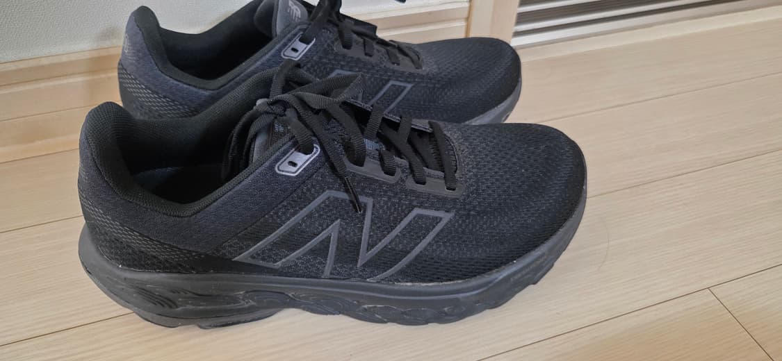 뉴발란스 860 V14 265 블랙 상품이미지2