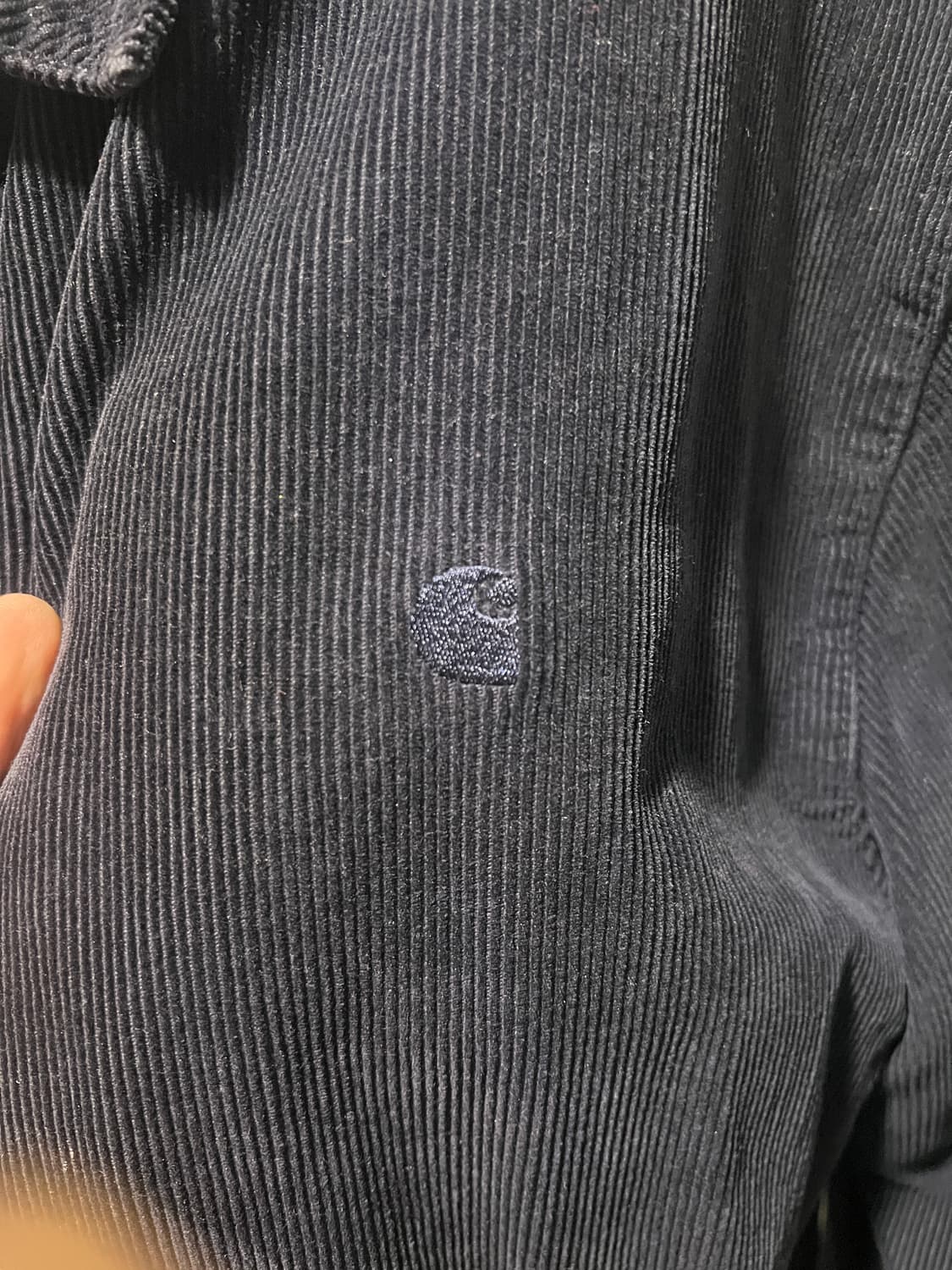 [M]칼하트 wip 메디슨 코듀로이 자켓 다크네이비 상품이미지3