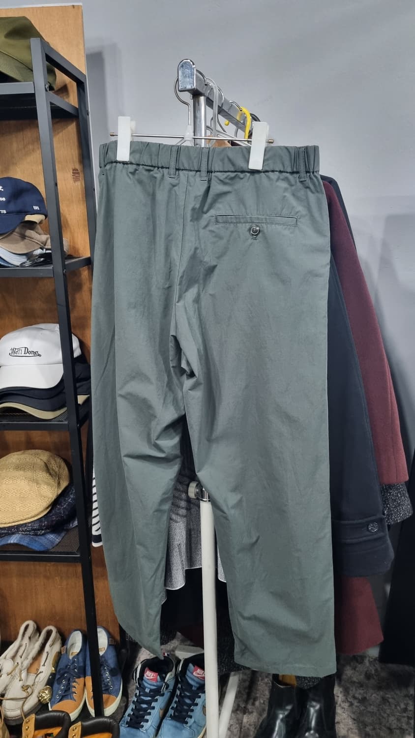 series(시리즈) 코오롱 정품 baggy fit 카키색바지 32~33 상품이미지2