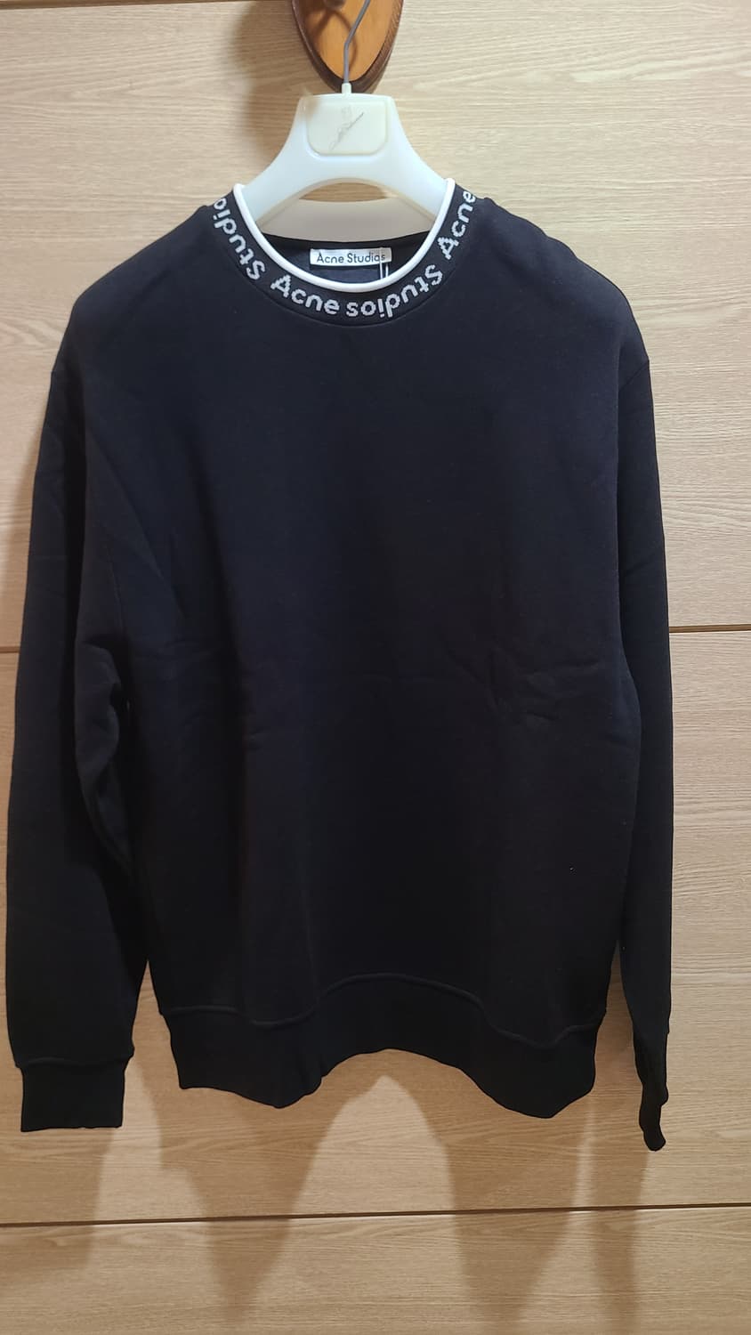 Acne Studios 아크네 스튜디오 크루넥 맨투맨 상품이미지3