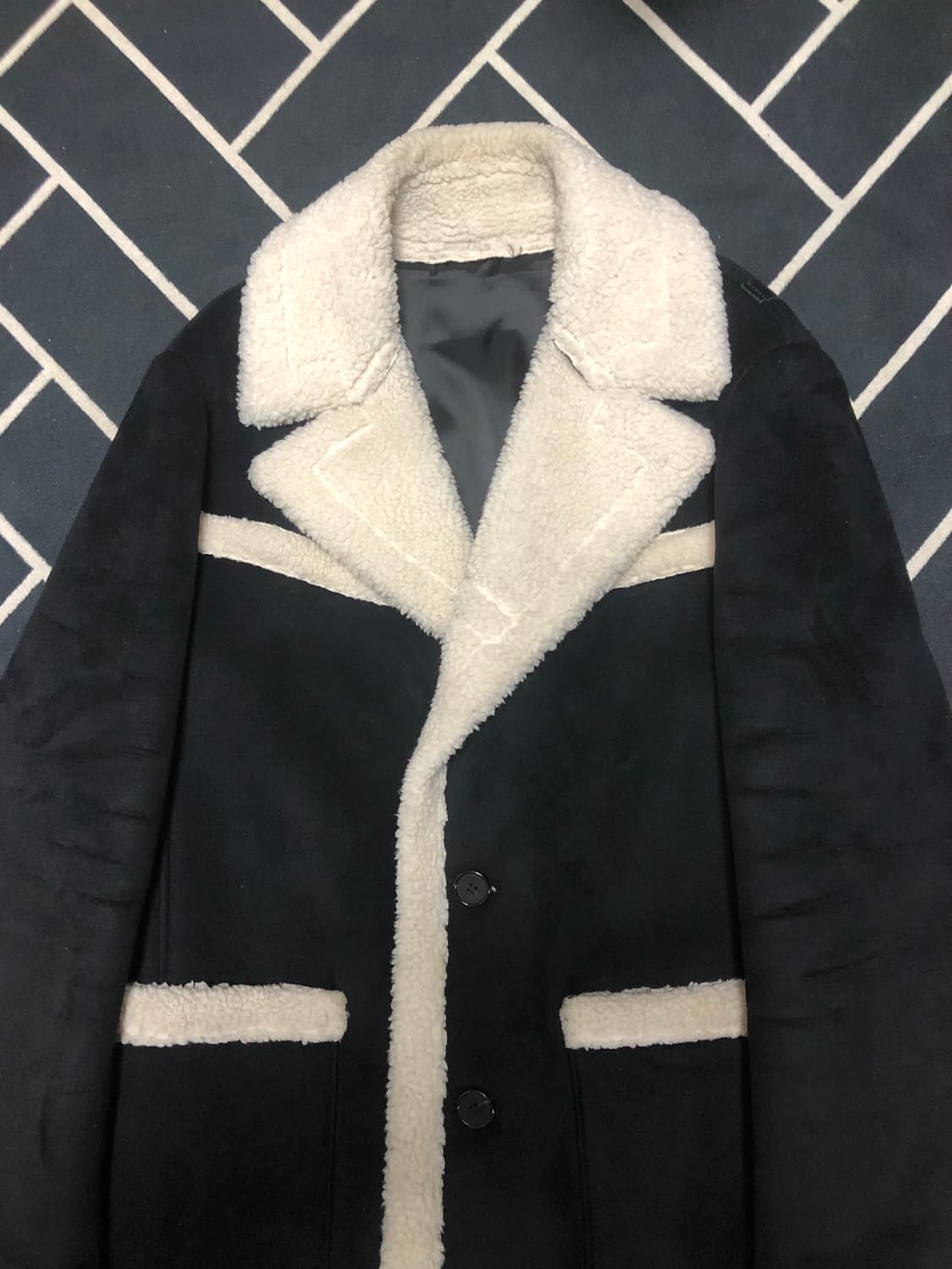 (80%할인중)시스템옴므 프리미엄 무스탕 코트/톰브라운 샤넬 스톤에르메스 상품이미지4