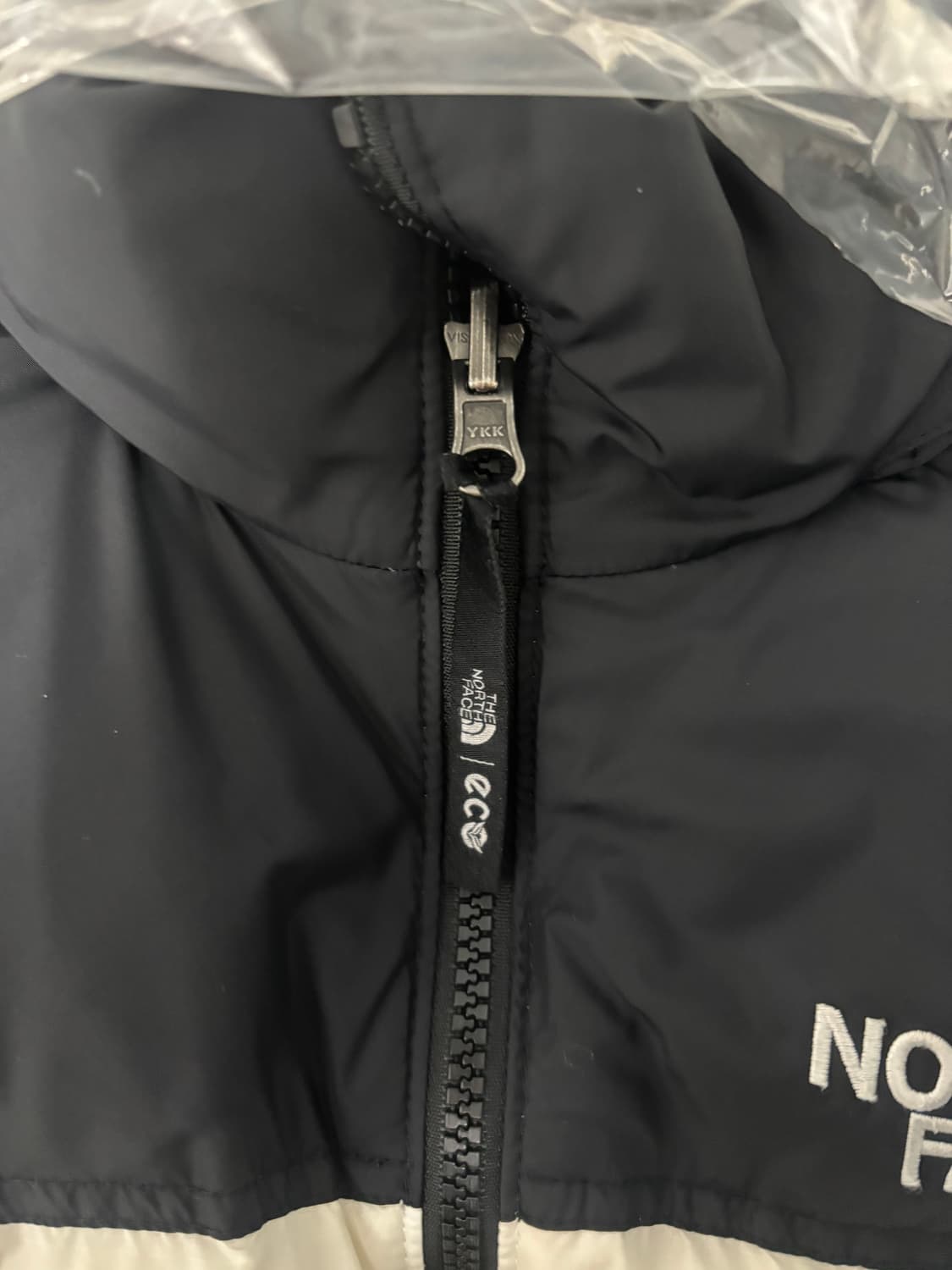 노스페이스 1996 에코 눕시 화이트 상품이미지4