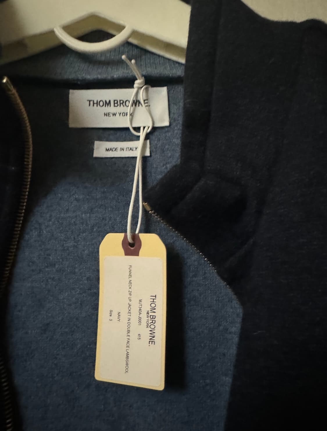 톰브라운 자켓 네이비 3사이즈 상품이미지2