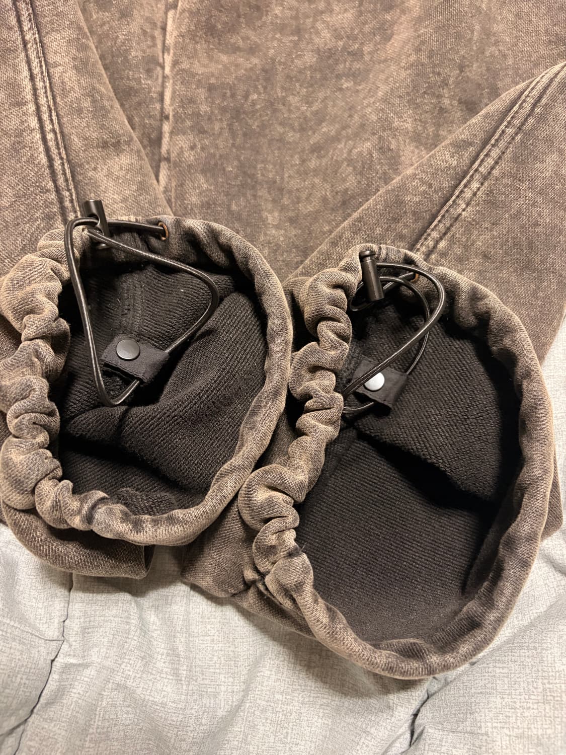 준지 23FW 컬렉션 브라운 트랙 팬츠44 상품이미지4