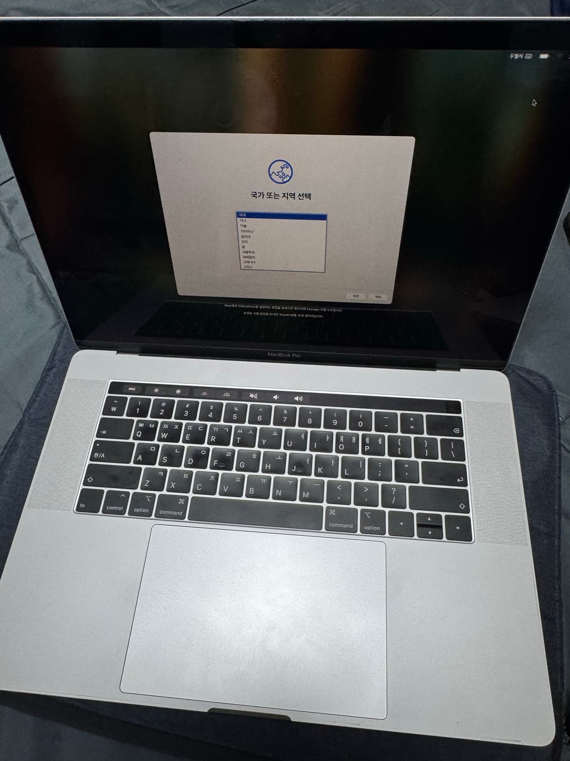 맥북프로 15인치 i9  ram 32gb / 배터리 사이클 100회 이하 상품이미지2