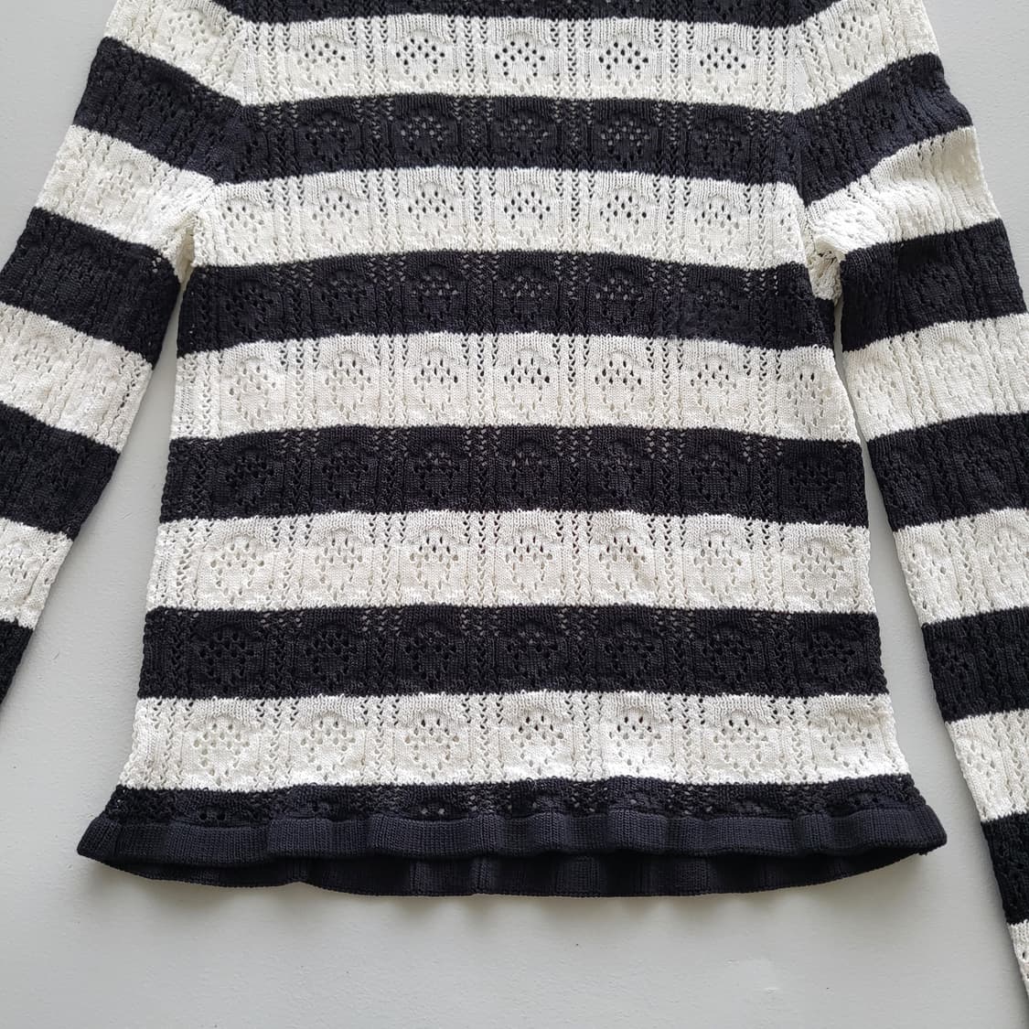 자라    아일렛 니트   판매합니다 
 상품이미지5