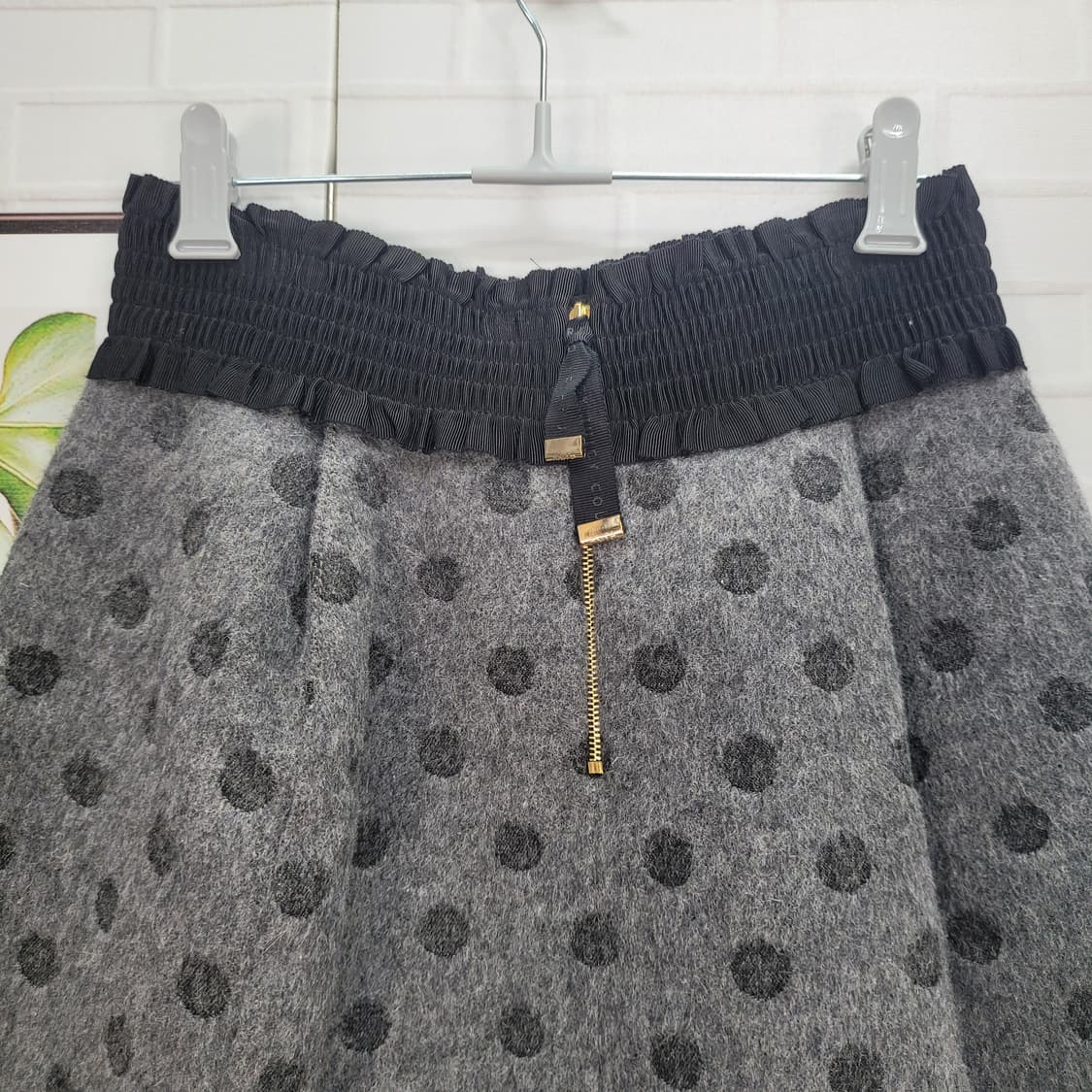 한섬 버드 도트 미니 스커트 55사이즈 새상품급 상품이미지2