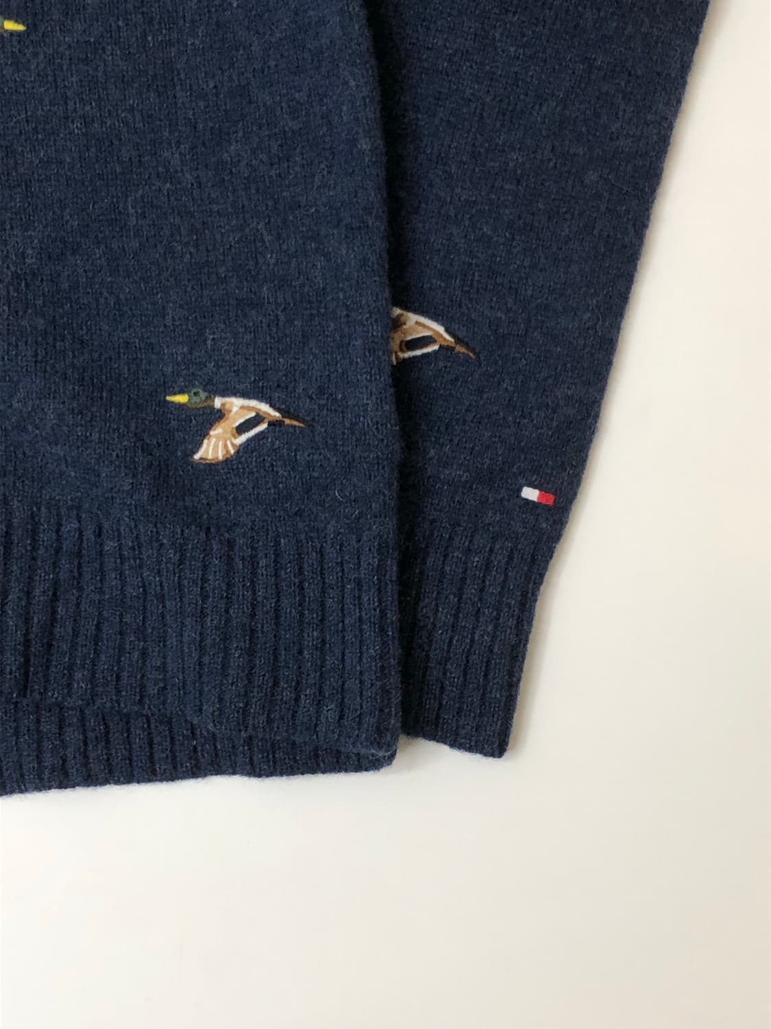 Tommy Hilfiger 타미힐피거 청둥오리 자수 니트 상품이미지4