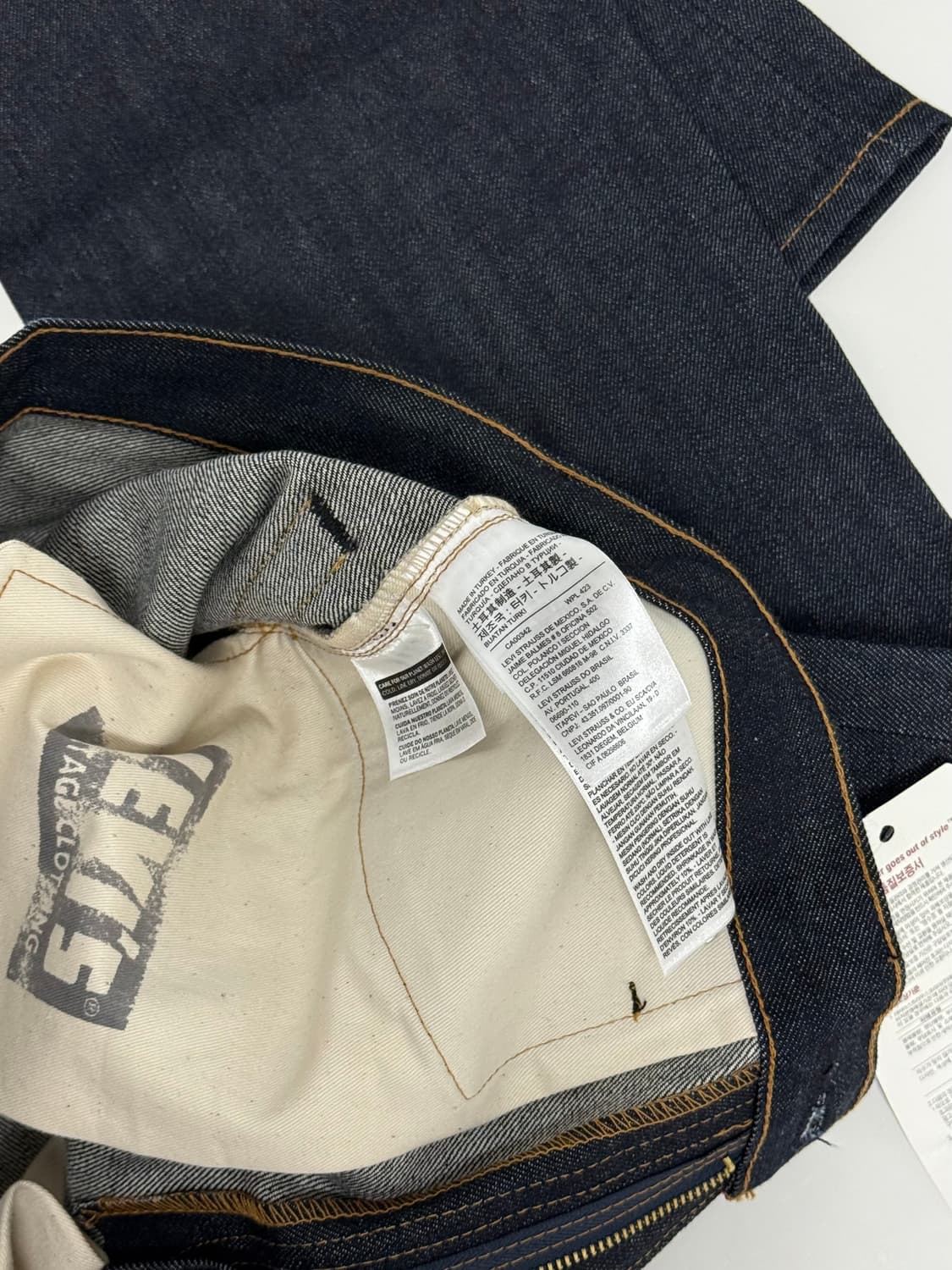 LVC 1967 505 레귤러 핏 셀비지 데님(W30/L34) 상품이미지2