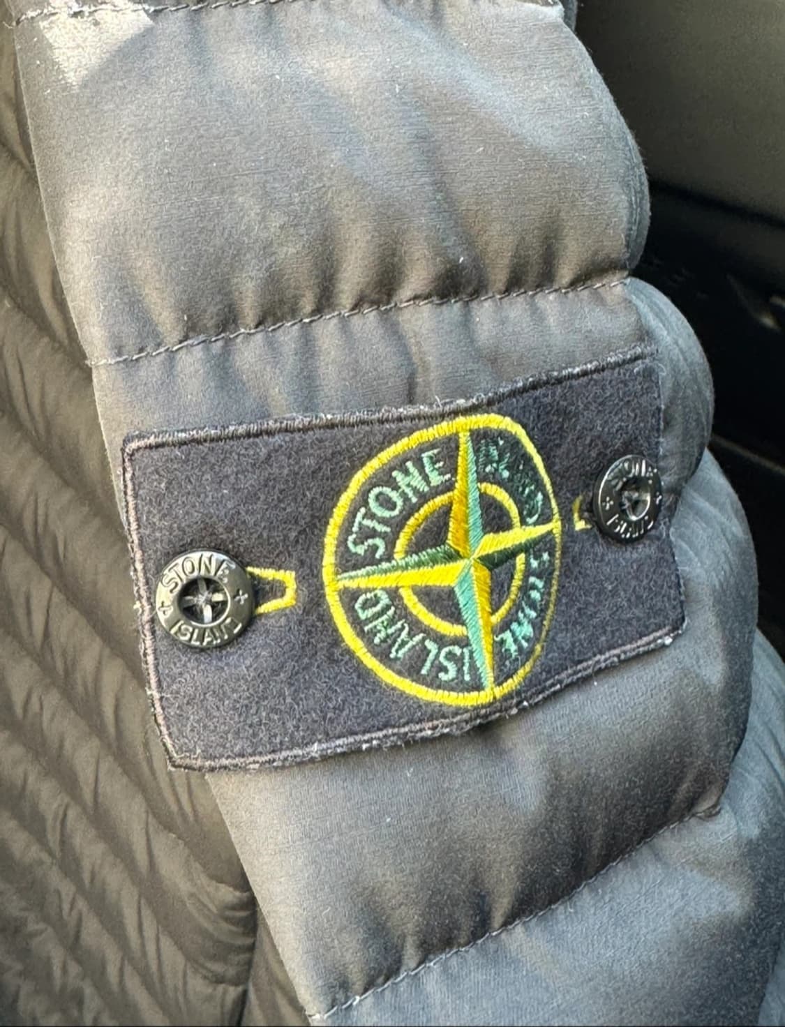 21FW 스톤아일랜드 룸우븐(나일론텔라) 경량패딩 상품이미지4