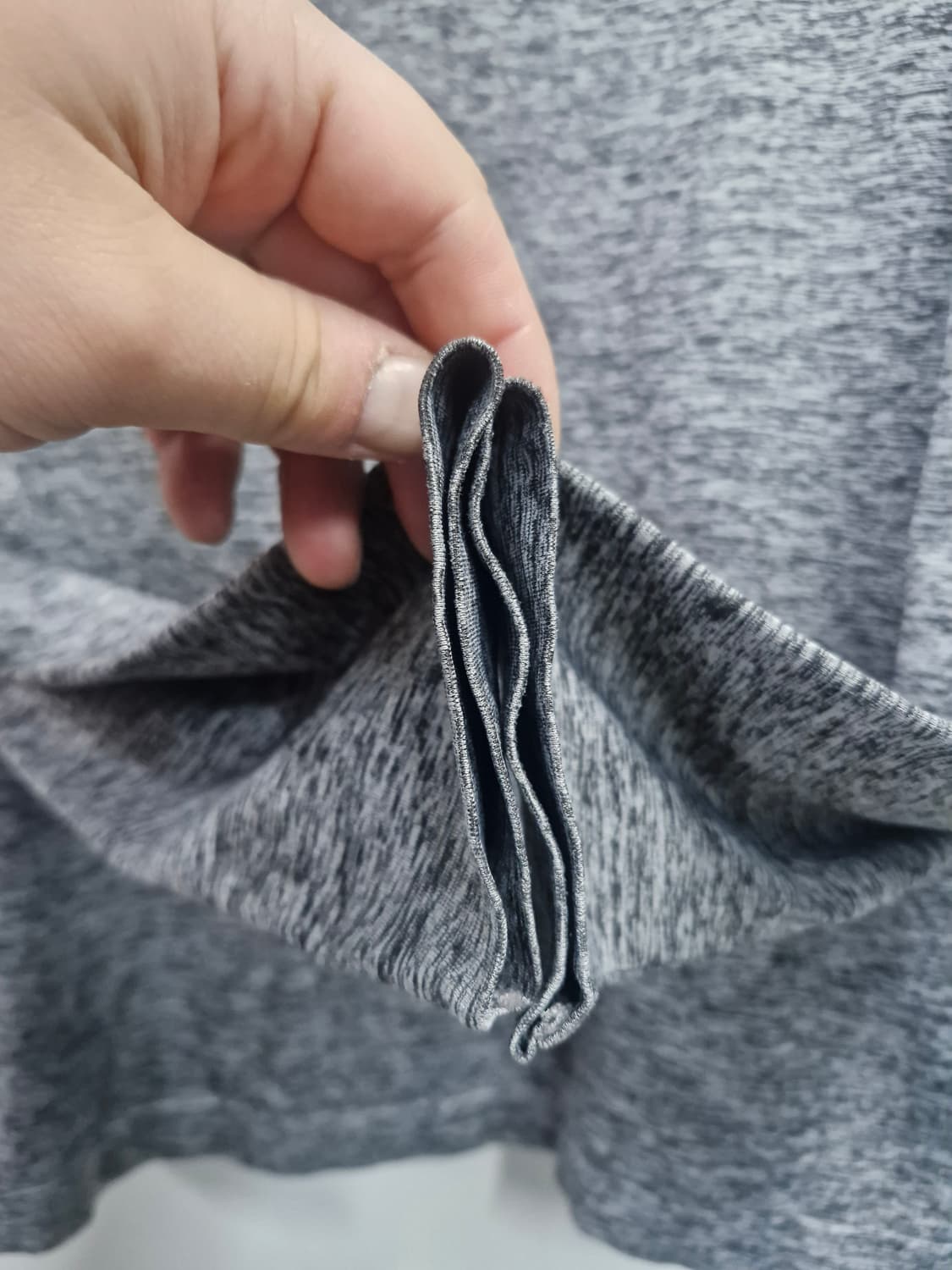 100L 데상트 골프 기능성 긴팔 카라티. 상품이미지4