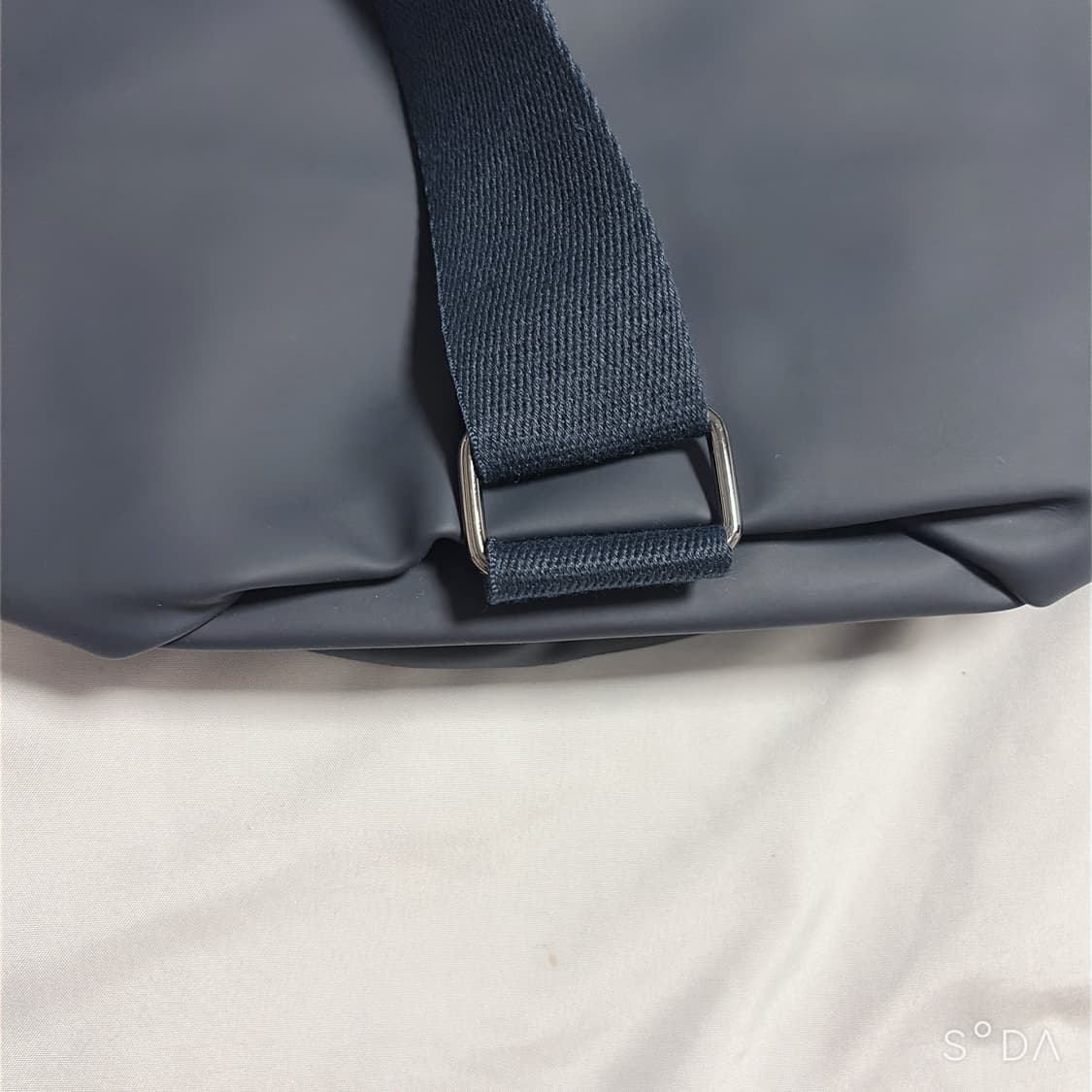 프라다 뷰티 루나 로사 오션 드라이백 슬링백 상품이미지8