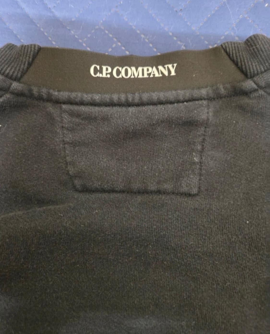 CP컴퍼니 맨투맨 상품이미지3