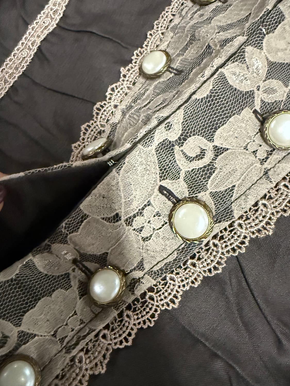 Axes femme 엑시즈팜 진주버튼 레이스 베스트 상품이미지5