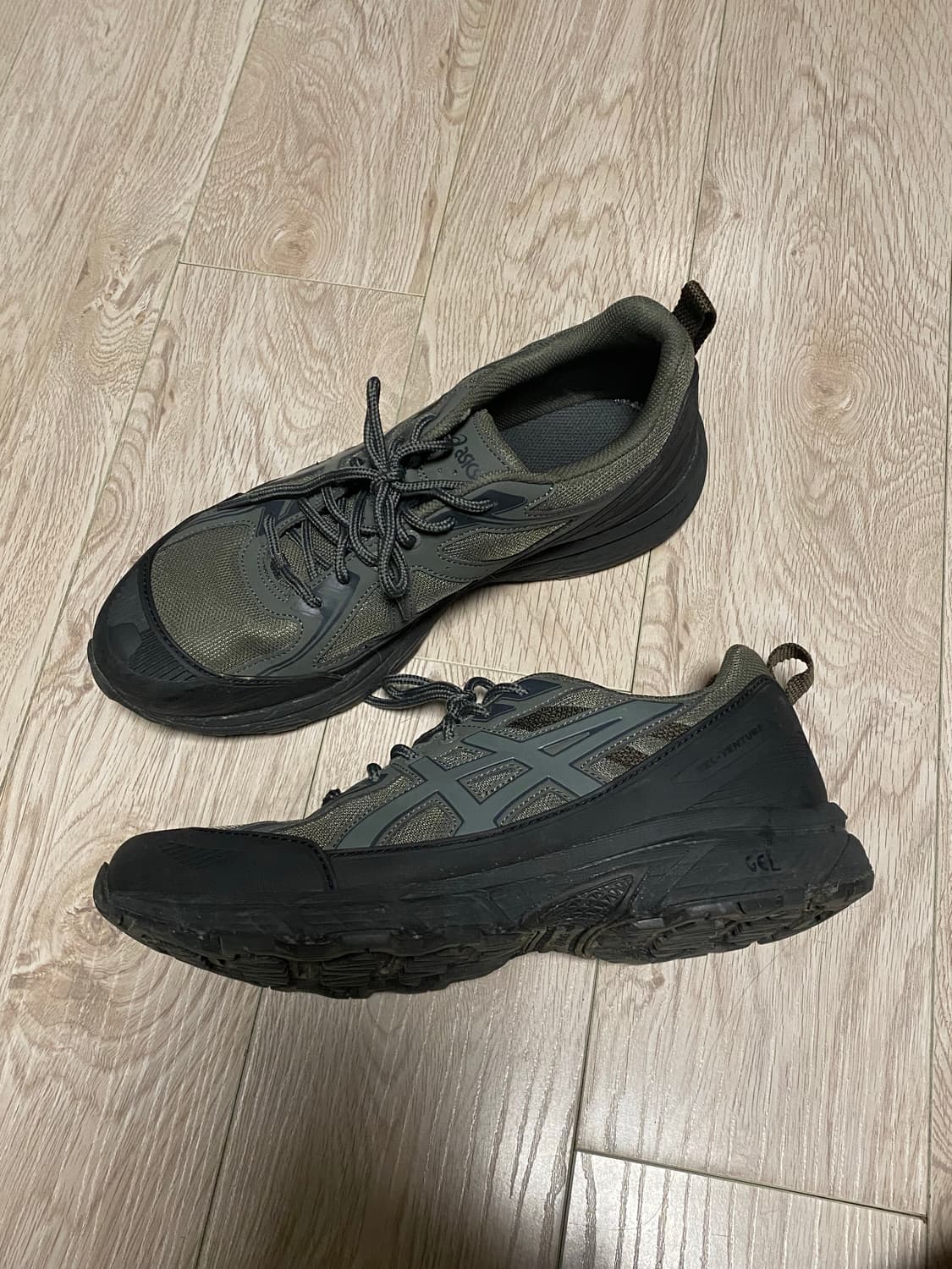 아식스 젤 벤처6 쉴드 그래파이트 상품이미지1