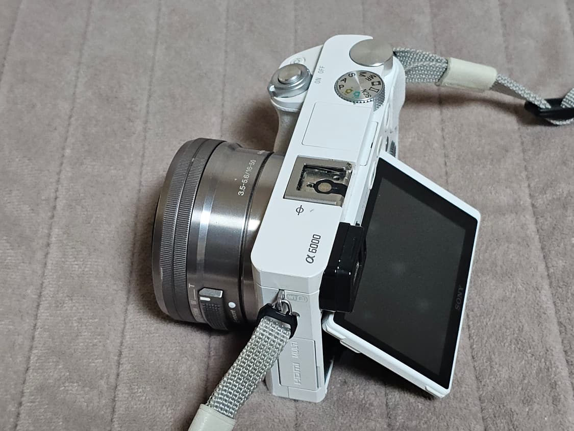 소니 A6000 미러리스 카메라 상품이미지8