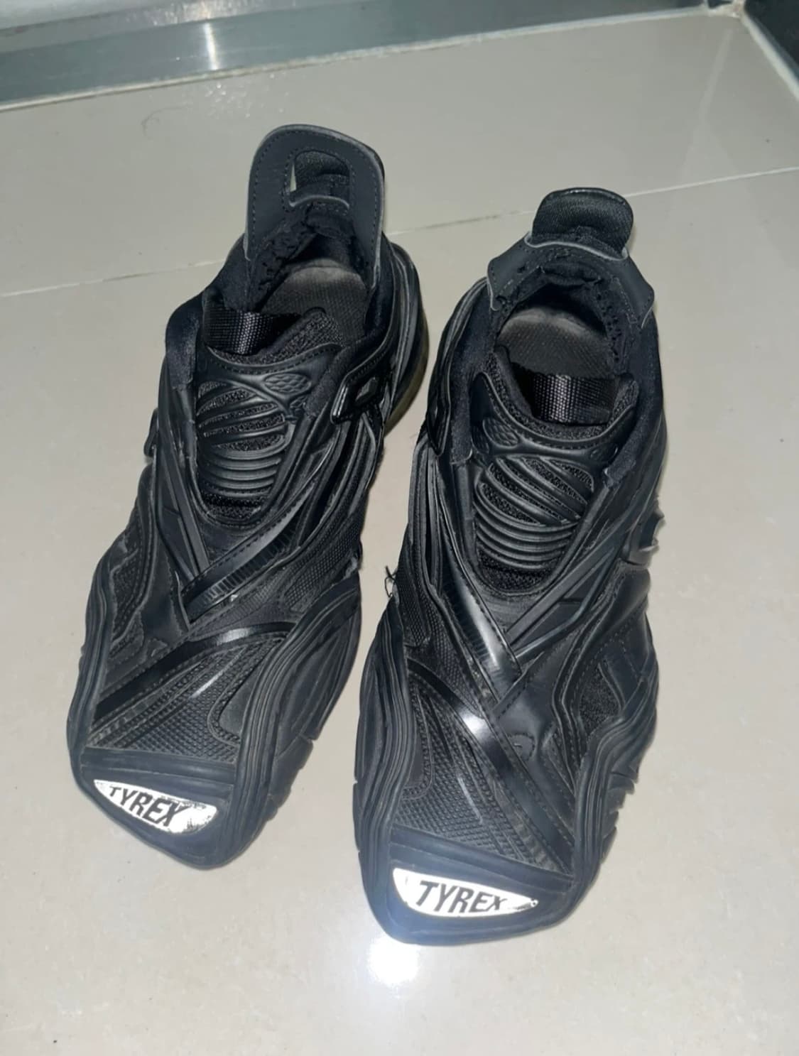 발렌시아가 타이렉스 35 상품이미지1