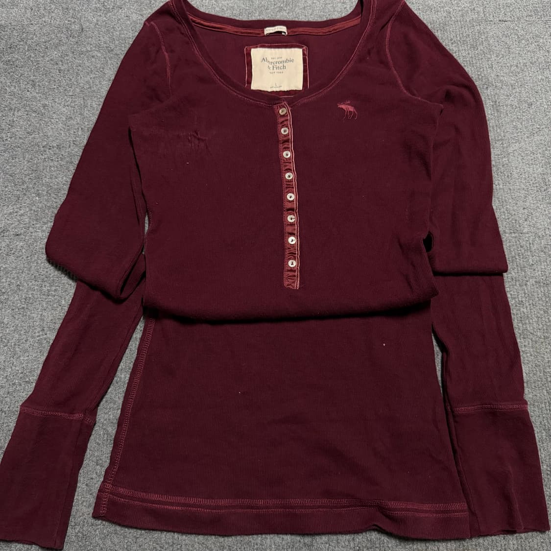 딱붙핏 아베크롬비 버건디 와플 긴팔티셔츠 L 상품이미지2
