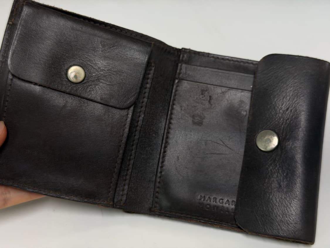 마가렛호웰 브라운 반지갑 상품이미지2