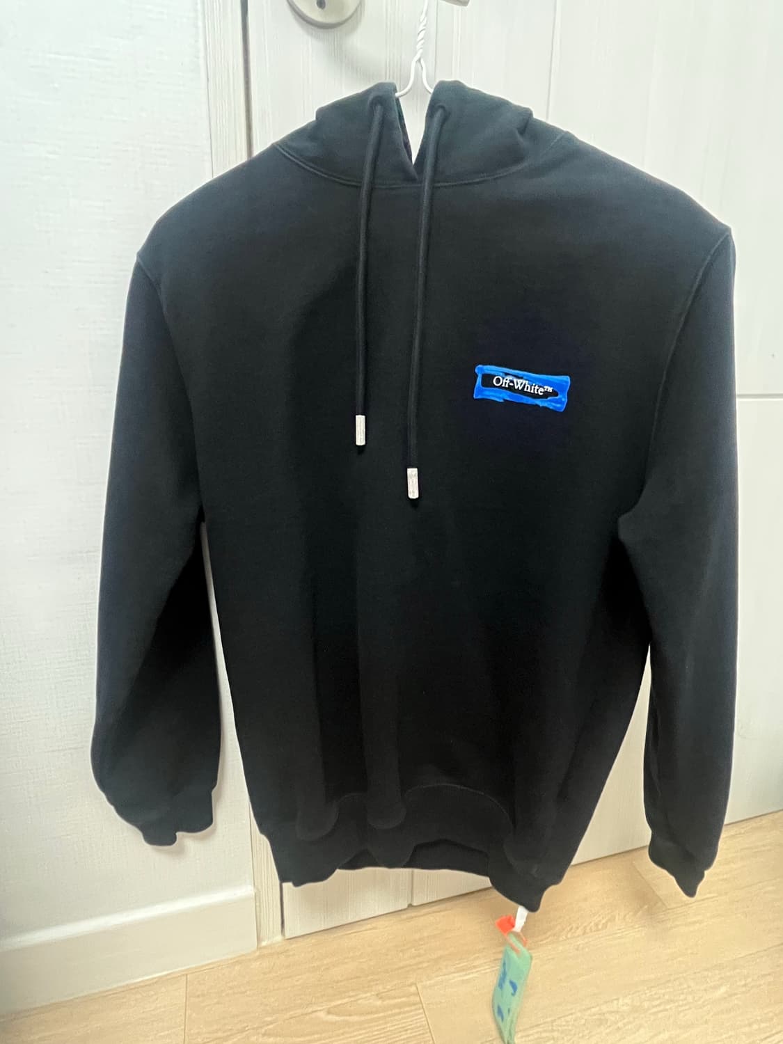 오프화이트 후드티 상품이미지3